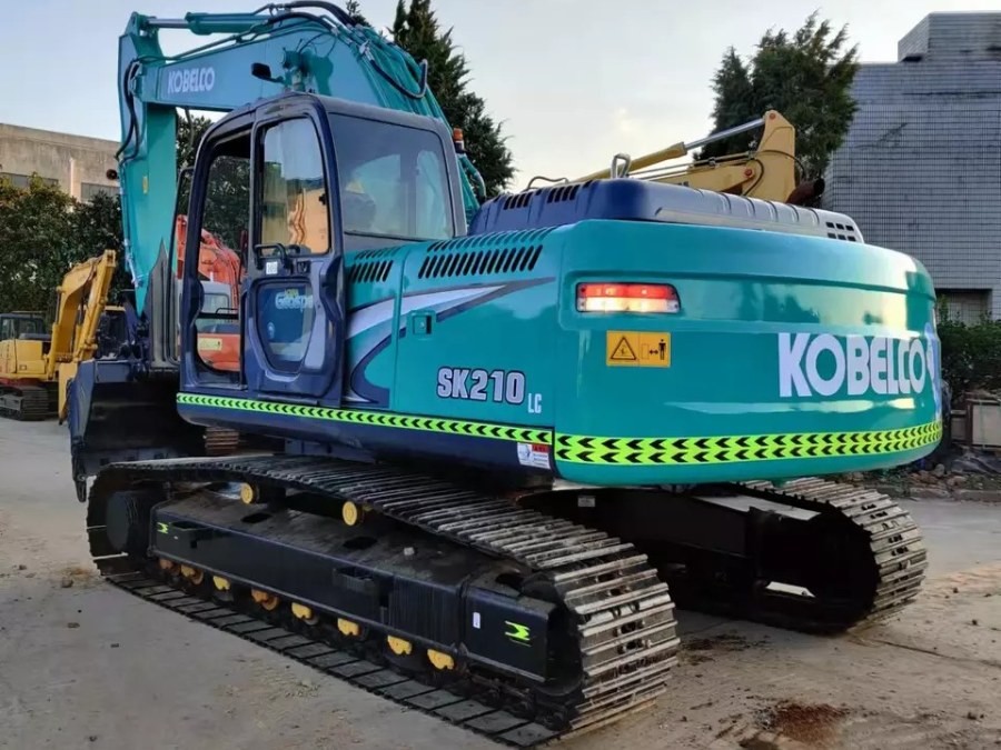 Ιαπωνία Χρησιμοποιούμενη εκσκαφέας Kobelco προς πώληση ΣΚ210 Jindongyu μηχανήματα από δεύτερο χέρι